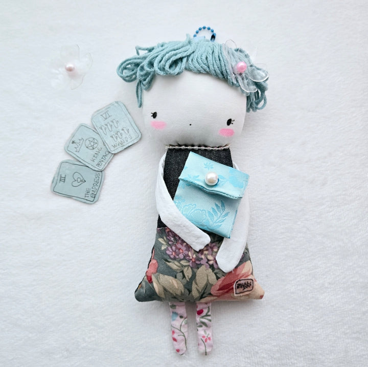 타로하 수제 인형  감성 타로 부적 인형 행운 가득한 리딩용 굿즈