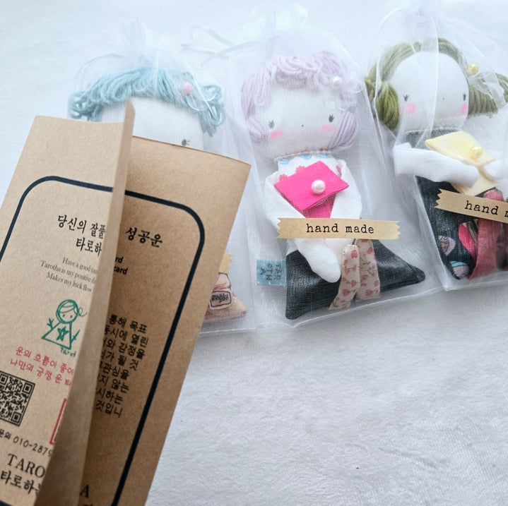 타로하 수제 인형  감성 타로 부적 인형 행운 가득한 리딩용 굿즈